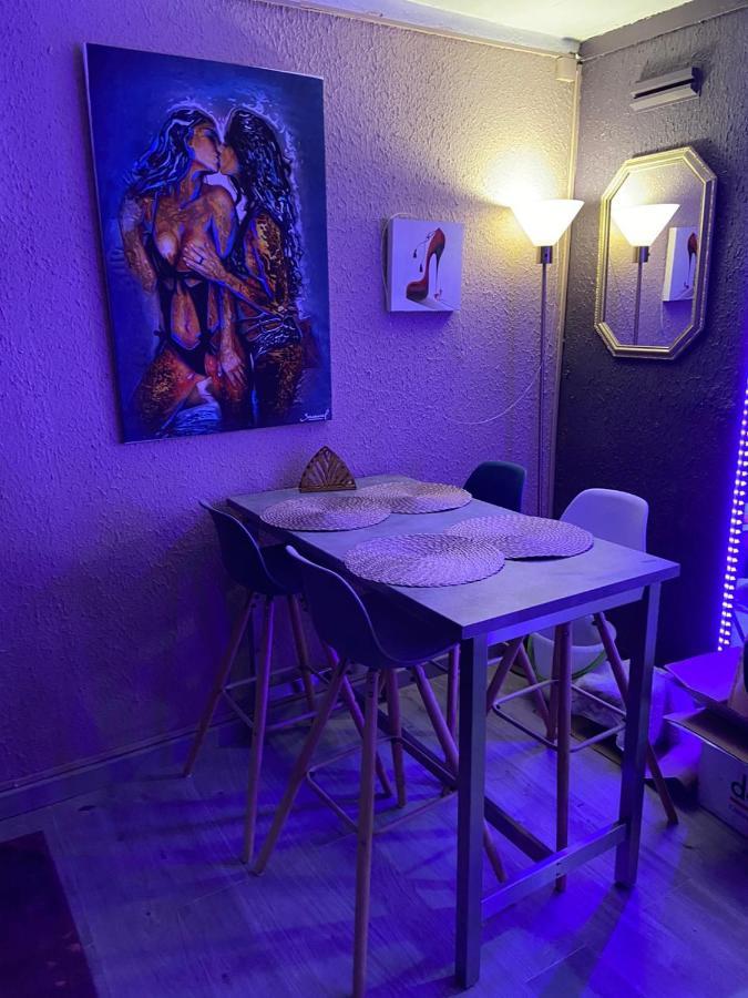 Purple Secret Naturiste 阿格德 外观 照片